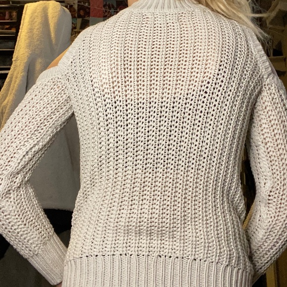 Sweater - Picture 3 of 4